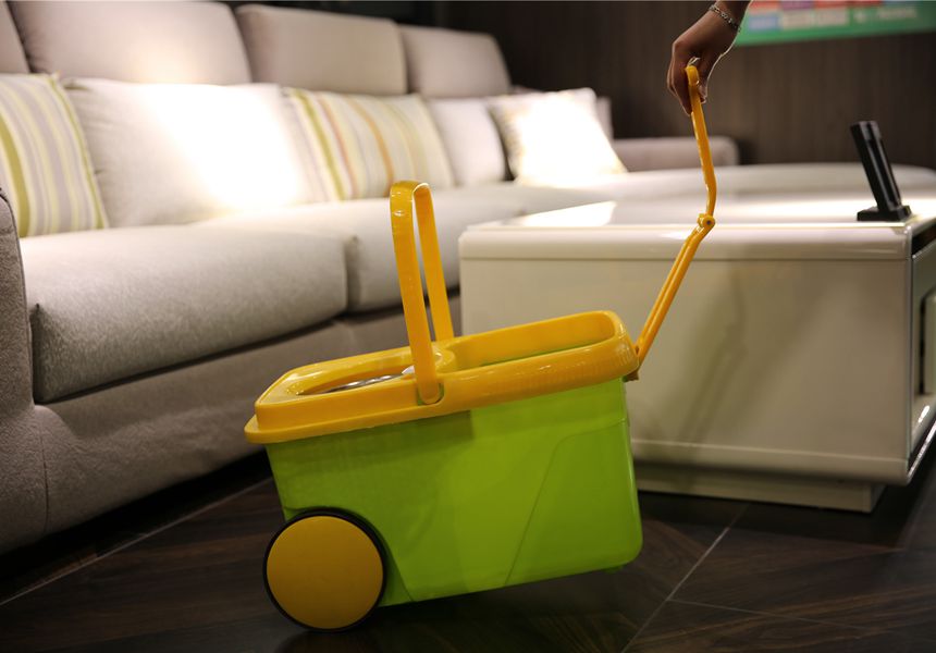 KXY-FTX 360 spin mop with wheels