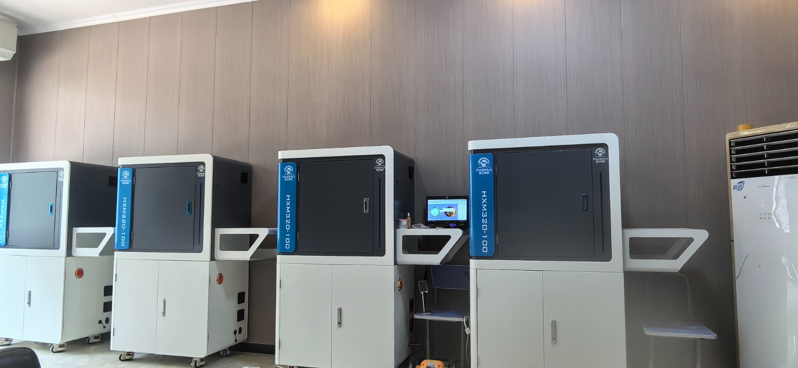 HaoHui Ai HXM320-100: Precision Meets Power in Your Palm-Sized CNC Engraver
