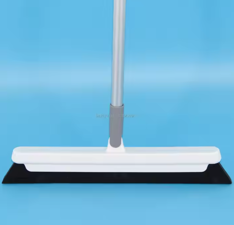 Indoor Cleaning Soft PP Broomstick with Plastic Handle and Soft Bristles Steel Broomhead