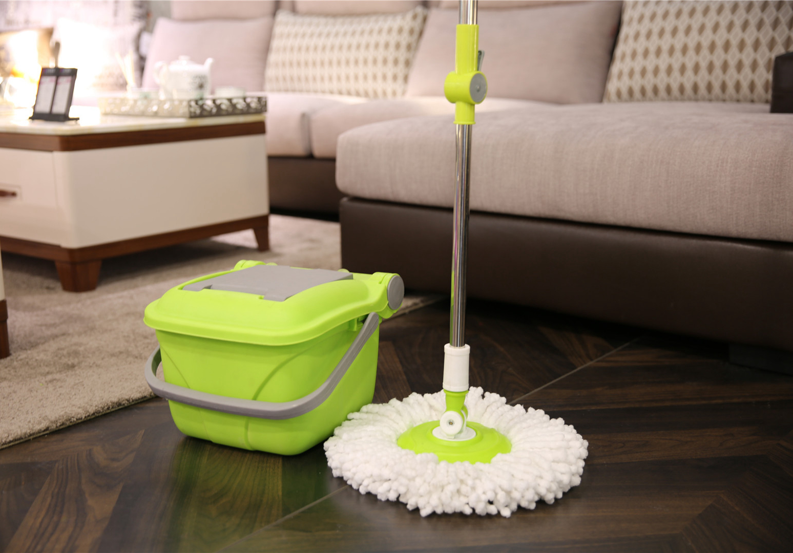 KXY-ZD 360 spin mop with folding bucket