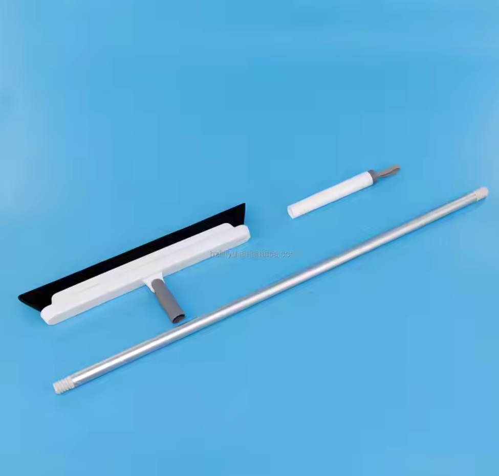 Indoor Cleaning Soft PP Broomstick with Plastic Handle and Soft Bristles Steel Broomhead